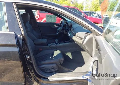 2022 Audi A5 Sportback Premium Plus 45 Tfsi S Line Quattro S Tronic z USA, uszkodzony, nr VIN WAUFACF5XNA015812